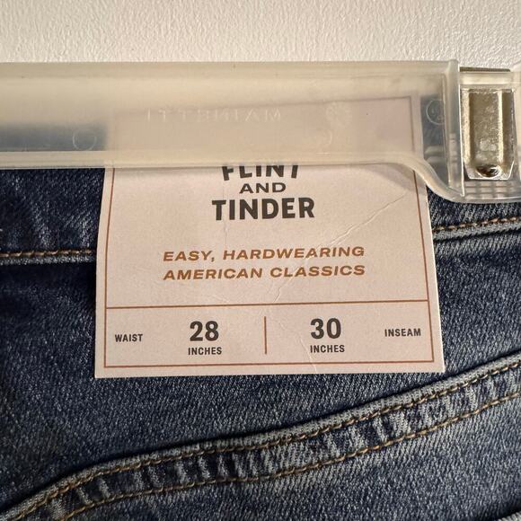 NWT Flint and Tinder Classic Slim Fit Denim Jean Blue Pockets Mens Size 28/30 - Picture 8 of 9